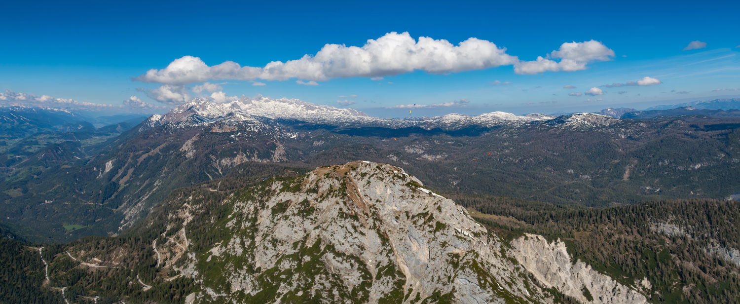Epsko nebo že ob 10h. Foto: Alexander Robé