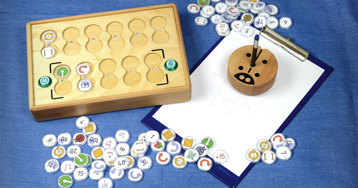 PrimaSTEM - a tool for teaching children the basics of programming, logic and mathematics without screens.